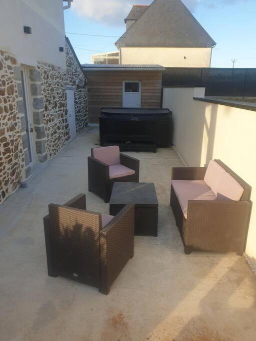 Gite Atypique Avec Jacuzzi Hillion Ngoại thất bức ảnh